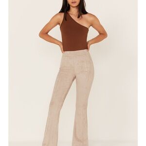 Shyanne Faux Suede Flare Pants NWT Size XL In Taupe